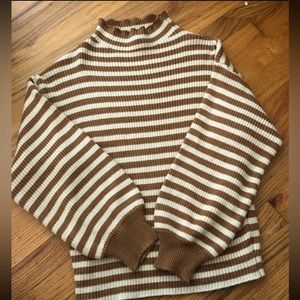 American Eagle Balloon Sleeve Turtleneck Sweater